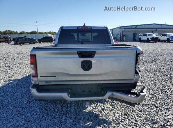 1C6RREFG4RN157410 2024 RAM 1500 Silver Vista trasera