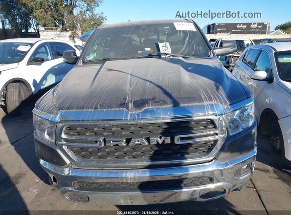 1C6RREFT1RN145969 2024 RAM 1500 Gray უკანა სალონის ხედი