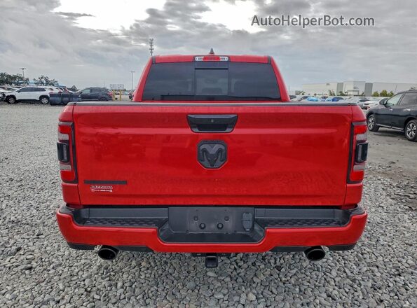 1C6RREFT3RN195031 2024 RAM 1500 Красный Вид сзади