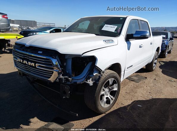 1C6RREJT2RN219696 2024 RAM 1500 Белый Передняя левая четверть
