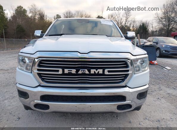 1C6RREJT5RN219434 2024 RAM 1500 White Vista interior trasera