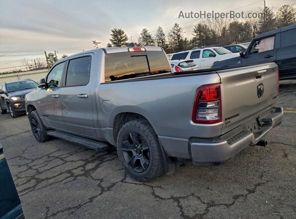 1C6RRFFG9NN225376 2022 RAM 1500 Silver Trasero izquierdo