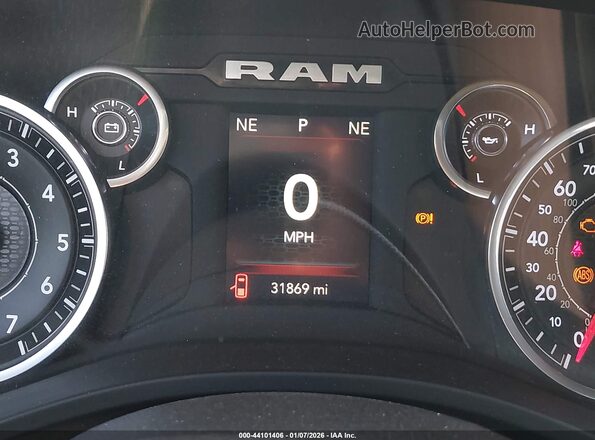 1C6SRECG9RN128586 2024 RAM 1500 Black 