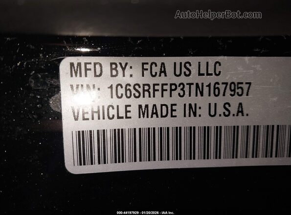 1C6SRFFP3TN167957 2026 RAM 1500 Black Widok komory silnika