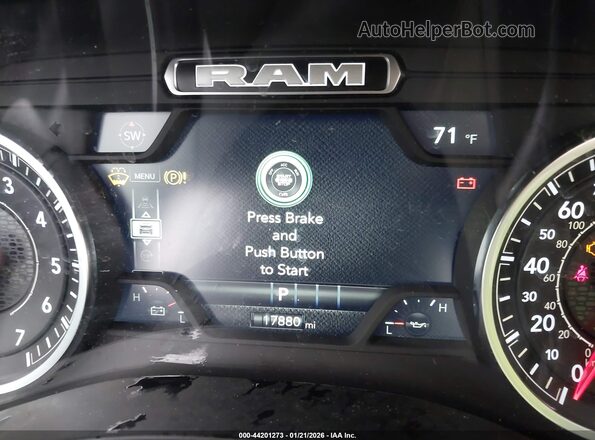 1C6SRFFP5SN654723 2025 RAM 1500 Silver უკანა სავარძლების ხედი
