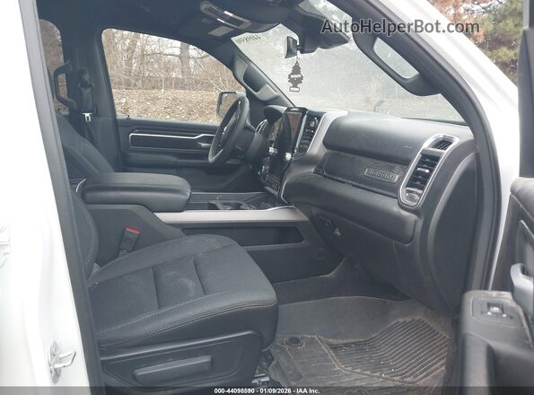1C6SRFFPXSN509192 2025 RAM 1500 White Front interior view