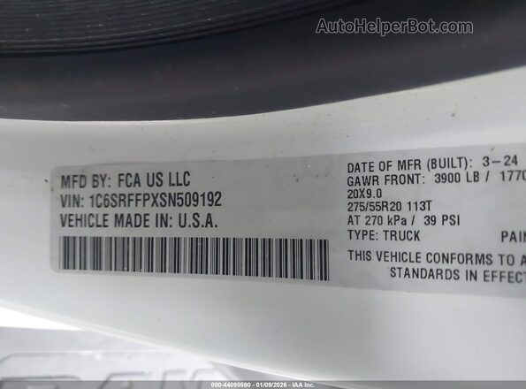 1C6SRFFPXSN509192 2025 RAM 1500 White Engine compartment view