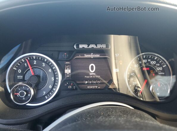 1C6SRFFT4RN173658 2024 RAM 1500 Black Vista del cuadro de instrumentos