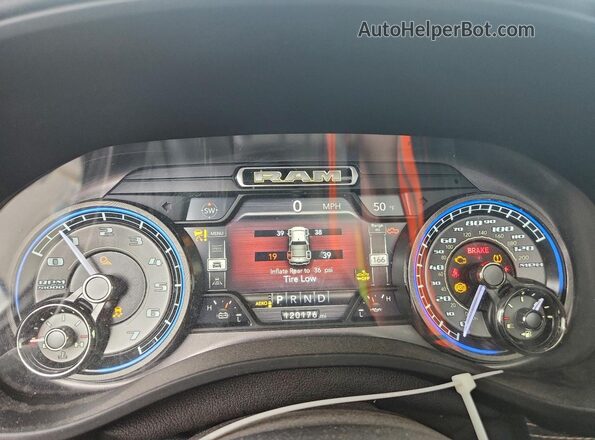 1C6SRFHT2LN419143 2020 RAM 1500 Black Instrument cluster view