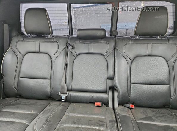 1C6SRFHT2LN419143 2020 RAM 1500 Black Rear seats view