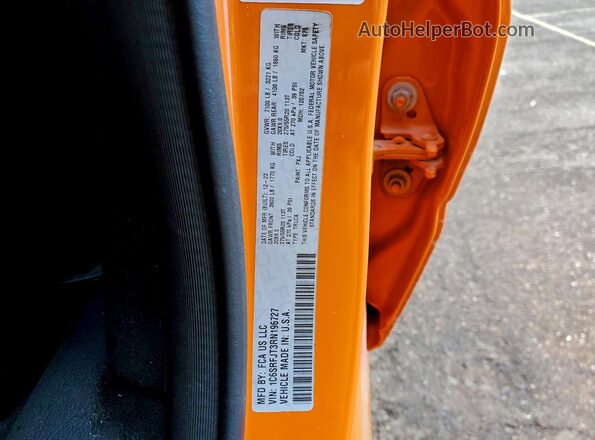 1C6SRFJT3RN196727 2024 RAM 1500 Orange VIN კოდის სტიკერის ხედი