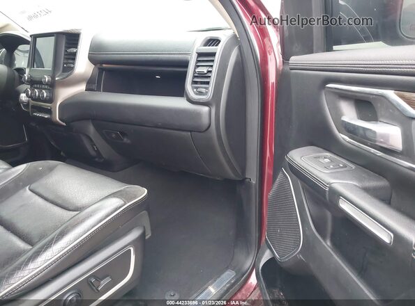 1C6SRFJT6KN697987 2019 RAM 1500 Red Вид салону спереду