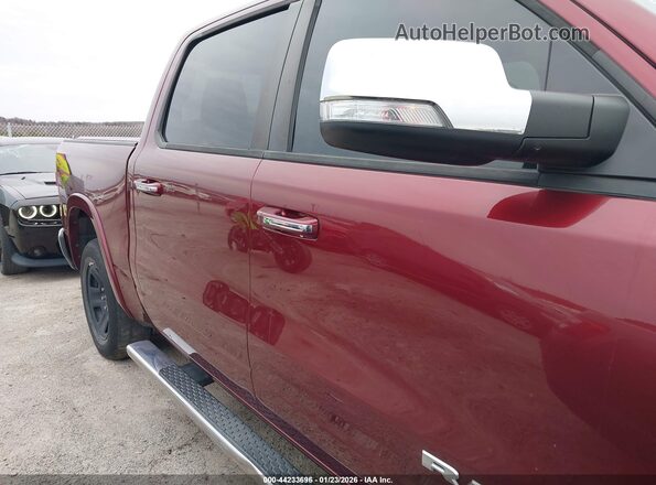 1C6SRFJT6KN697987 2019 RAM 1500 Red Вид задньої частини салону