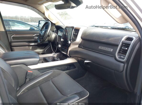 1C6SRFJT7MN751963 2021 RAM 1500 Gray Widok wnętrza z przodu