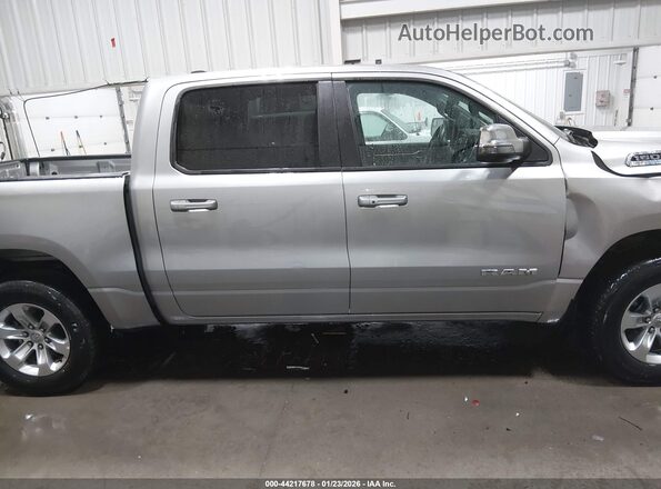 1C6SRFJT8RN206717 2024 RAM 1500 Silver Вид задньої частини салону