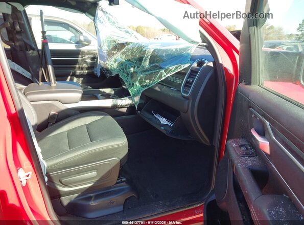 1C6SRFMTXRN111541 2024 RAM 1500 Red Vista interior delantera