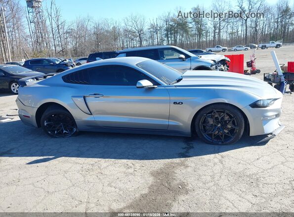 1FA6P8CF4L5151862 2020 FORD MUSTANG Silver Вид задньої частини салону