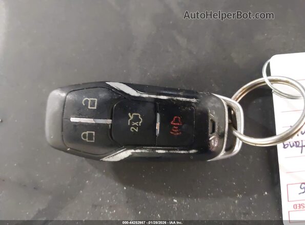 1FA6P8CF5H5316549 2017 FORD MUSTANG Черный Вид панели приборов