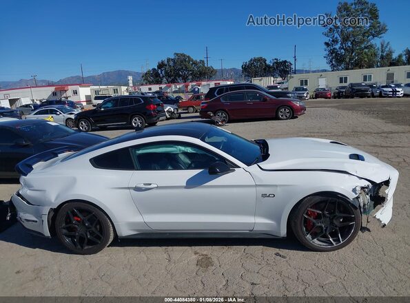 1FA6P8CF7N5106496 2022 FORD MUSTANG White Панорамний вид салону 360°