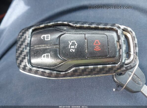 1FA6P8TH9G5236140 2016 FORD MUSTANG Blue Widok deski rozdzielczej