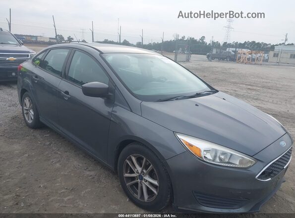 1FADP3F25JL225625 2018 FORD FOCUS Gray Вид задньої частини салону