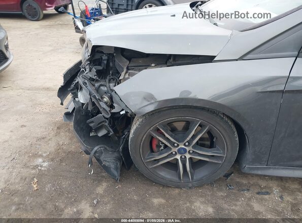 1FADP3L93HL335715 2017 FORD FOCUS ST Gray Front view
