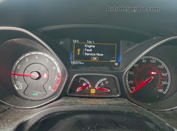 1FADP3L95JL266354 2018 FORD FOCUS Black Widok zestawu wskaźników