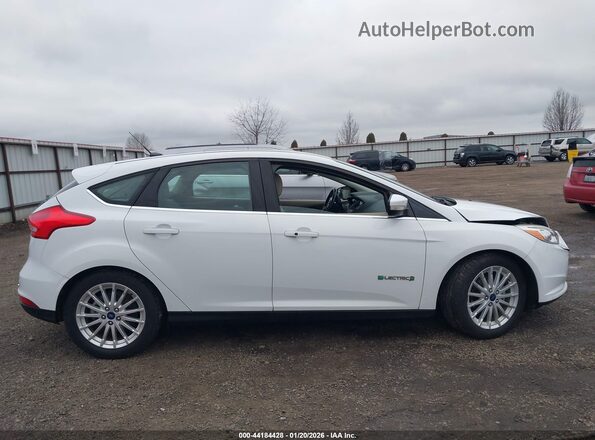 1FADP3R41HL224401 2017 FORD FOCUS ELECTRIC Белый Вид задней части салона