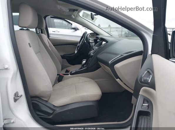 1FADP3R41HL224401 2017 FORD FOCUS ELECTRIC Белый Вид салона спереди