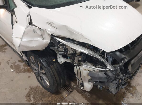 1FADP5DU8JL101901 2018 FORD C-MAX HYBRID Белый Вид спереди