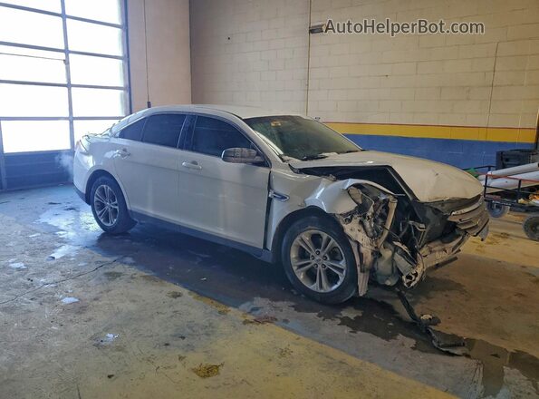 1FAHP2D87KG105449 2019 FORD TAURUS Белый Передняя правая четверть