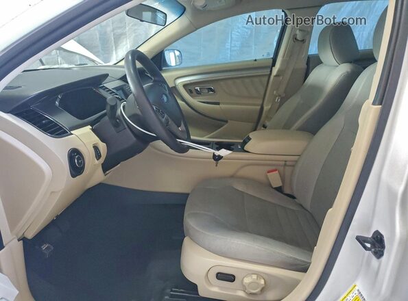 1FAHP2D87KG105449 2019 FORD TAURUS Белый Вид салона спереди