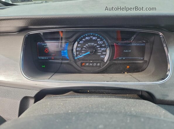 1FAHP2H82KG110567 2019 FORD TAURUS White Vista del cuadro de instrumentos