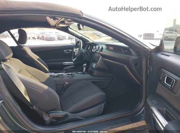 1FATP8EM8G5304411 2016 FORD MUSTANG Gray Vista interior delantera