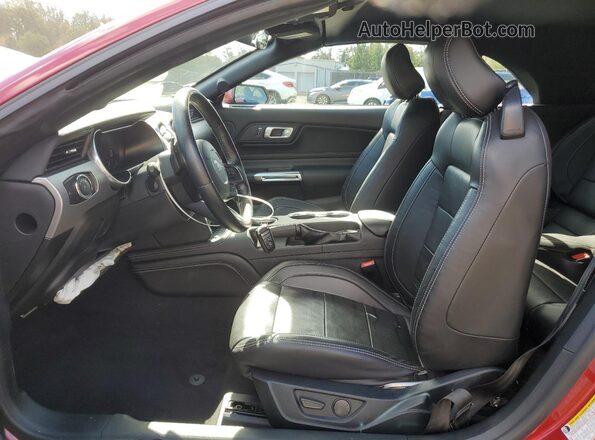 1FATP8UH2N5142339 2022 FORD MUSTANG Red Front interior view