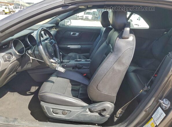 1FATP8UH3P5109028 2023 FORD MUSTANG Charcoal Vista interior delantera