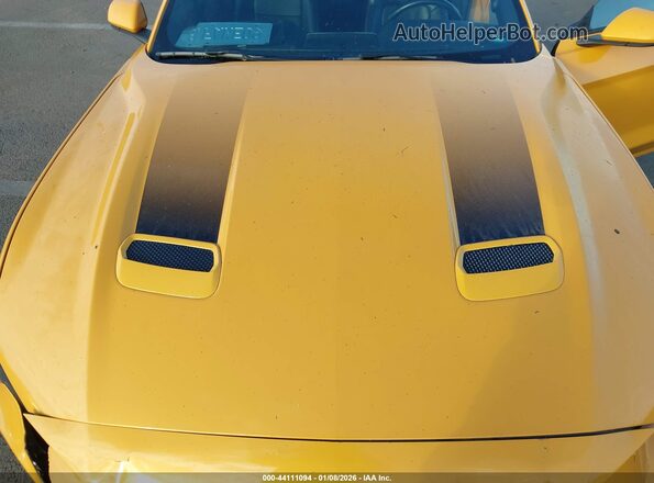 1FATP8UH4N5144514 2022 FORD MUSTANG Yellow Widok z tyłu
