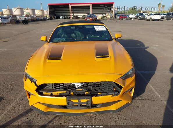 1FATP8UH4N5144514 2022 FORD MUSTANG Yellow Widok zestawu wskaźników