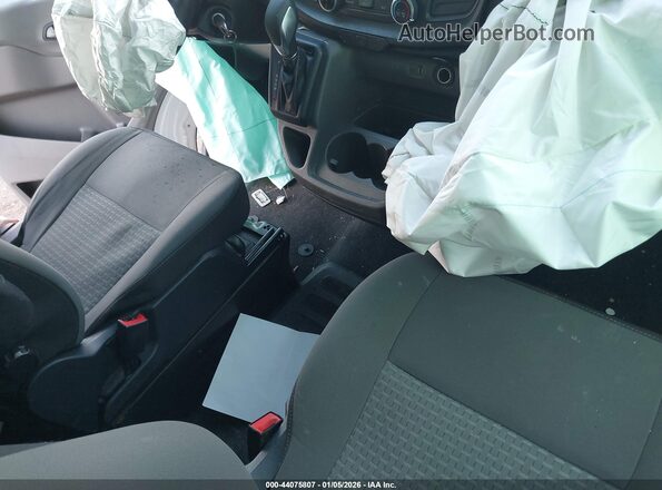 1FBAX2C80MKA31826 2021 FORD PASSENGER White წინა სალონის ხედი