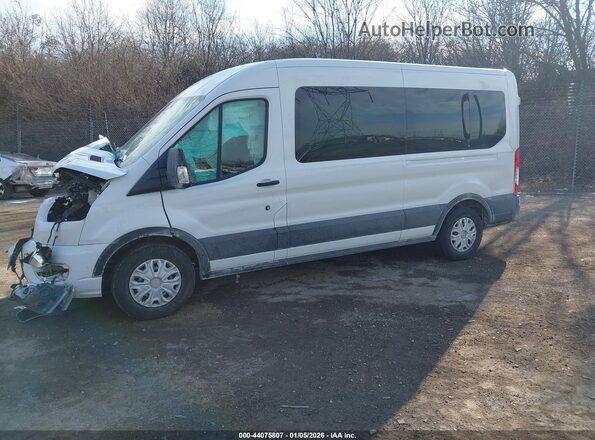 1FBAX2C80MKA31826 2021 FORD PASSENGER White წინა მარცხენა ხედი სამი მეოთხედიდან