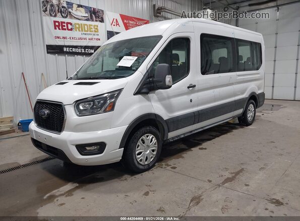 1FBAX2C80PKA53880 2023 FORD PASSENGER White 