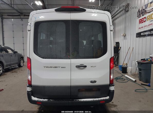 1FBAX2C80PKA53880 2023 FORD PASSENGER White 