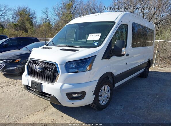 1FBAX2C88TKA05439 2026 FORD PASSENGER White Front left