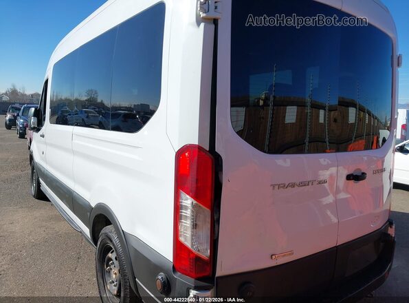 1FBAX2CG3LKA08983 2020 FORD PASSENGER Белый Вид спереди