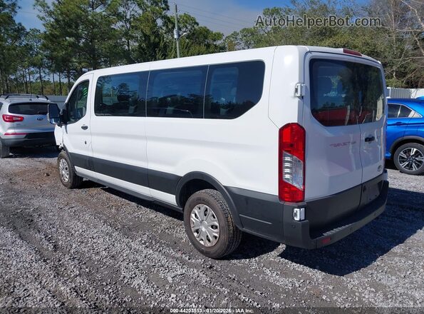1FBAX2Y84PKB36835 2023 FORD PASSENGER White 