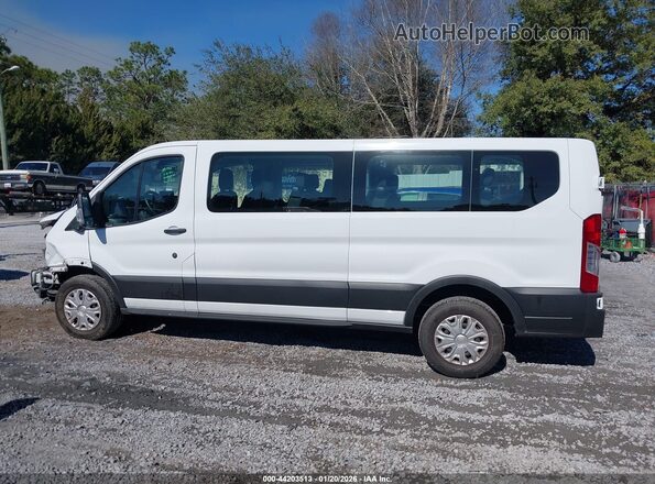1FBAX2Y84PKB36835 2023 FORD PASSENGER White 