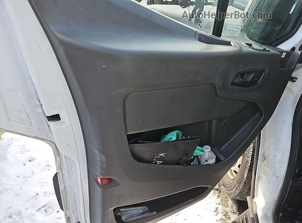 1FBAX2Y85LKB68543 2020 FORD PASSENGER White Շարժիչի բաժամունքի տեսք