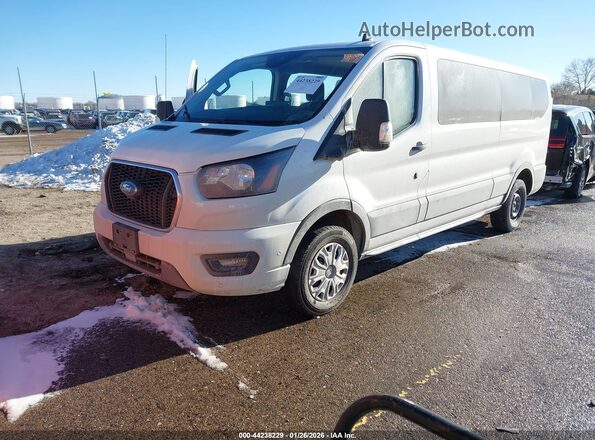 1FBAX2YG0PKA91206 2023 FORD PASSENGER White წინა მარცხენა ხედი სამი მეოთხედიდან