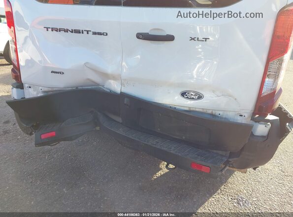 1FBAX9Y81TKA16560 2026 FORD PASSENGER White Vista frontal