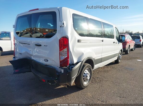 1FBAX9Y81TKA16560 2026 FORD PASSENGER White Trasero derecho